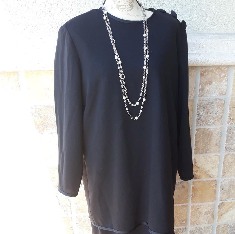 Vintage Caron black dress size 20